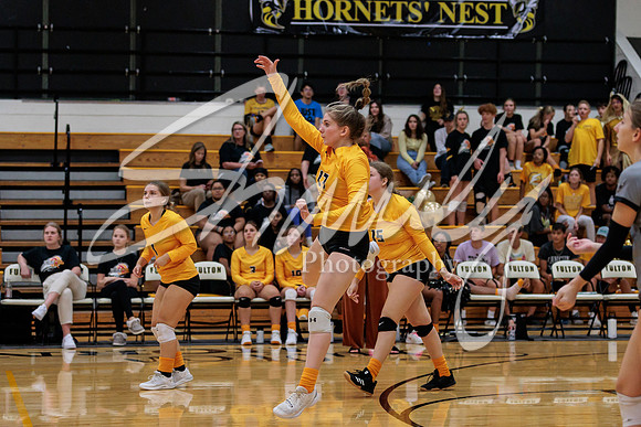2022.09.19 FHS Volleyball Vs. Mexico0916