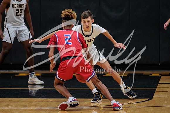 2022.01.18 FHS Basketball Vs. Moberly02060
